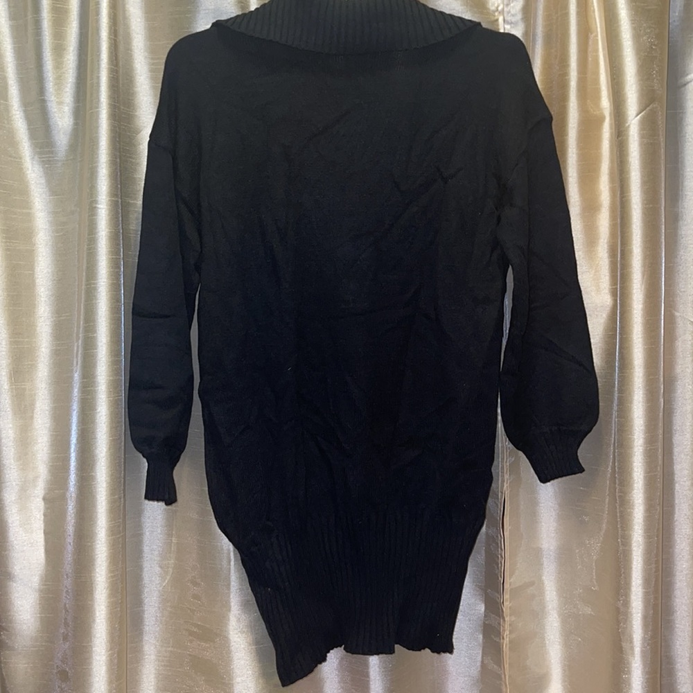 Sweater - Picture 5 of 5